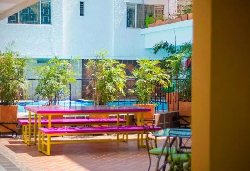 ホテル Victoria Plaza Millenium