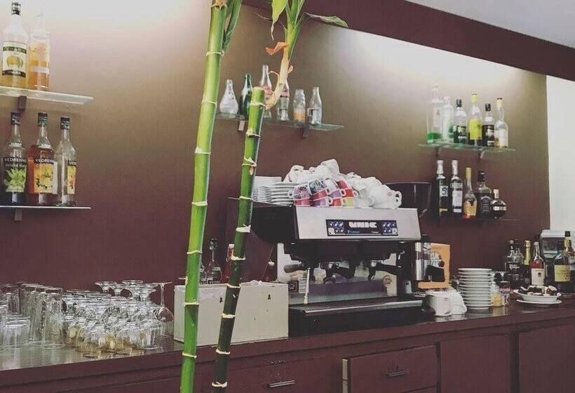 Logis Hotel Entre Nous