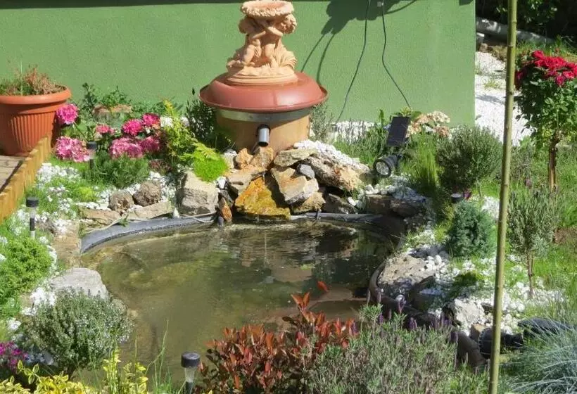 Aamiaismajoitus (B&B) Hőforrás Wellness Vendégház