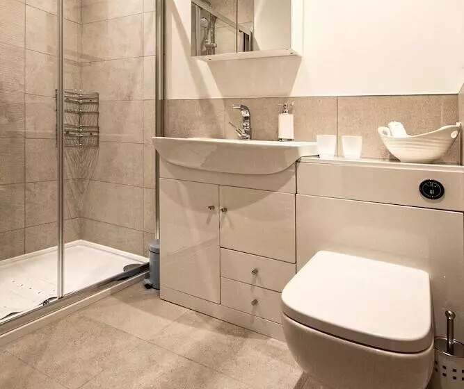 Aamiaismajoitus (B&B) Stephensons Tea And Coffee House