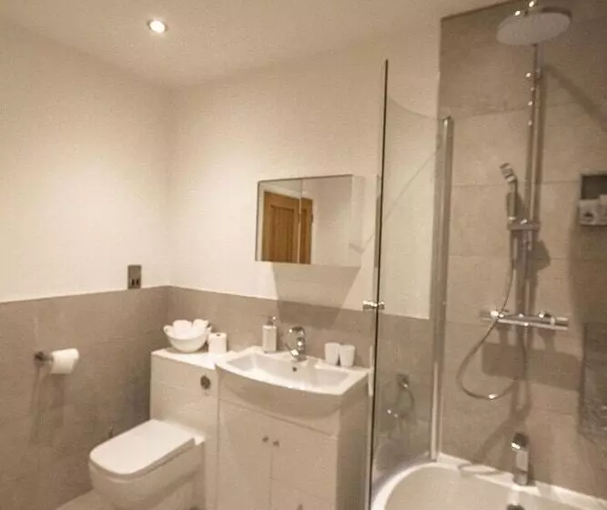 Aamiaismajoitus (B&B) Stephensons Tea And Coffee House