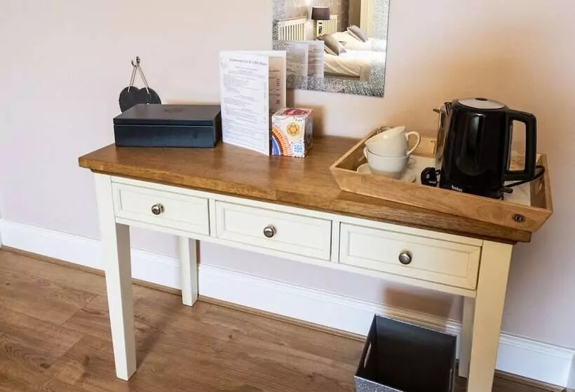 Aamiaismajoitus (B&B) Stephensons Tea And Coffee House