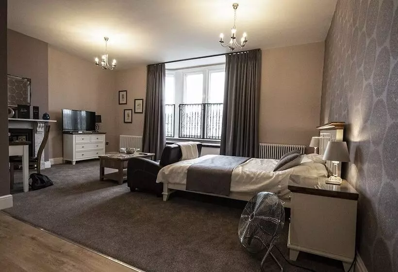 Aamiaismajoitus (B&B) Stephensons Tea And Coffee House