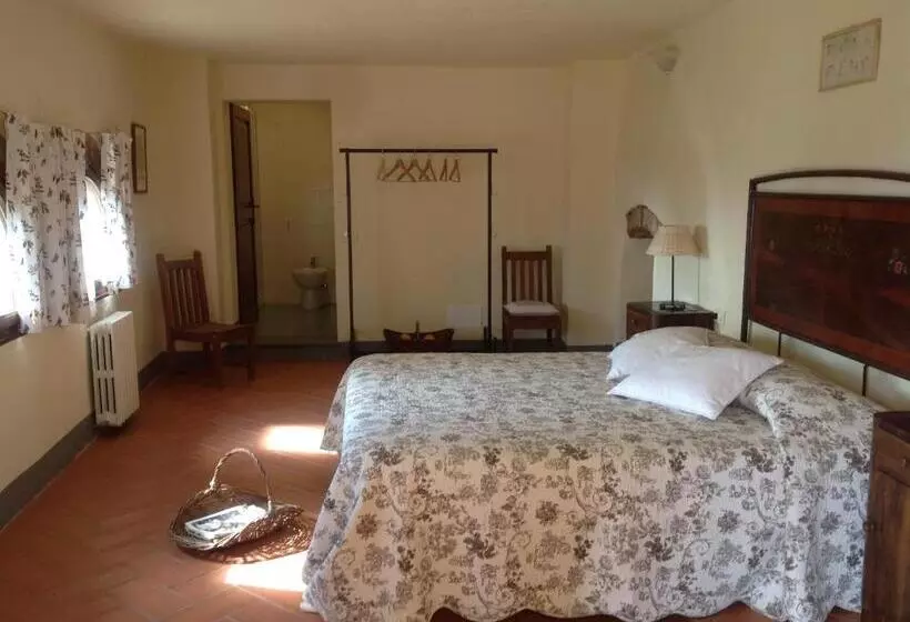 Hotelli Castello Di Pratelli