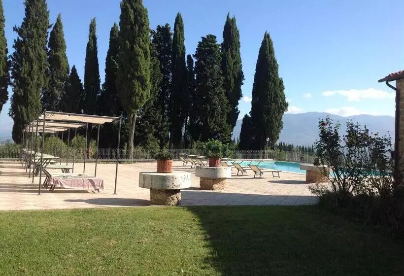 Hotelli Castello Di Pratelli