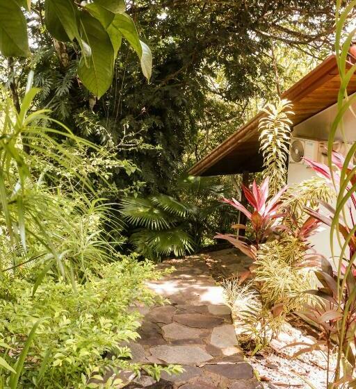 호텔 Finca Los Caballos Montezuma