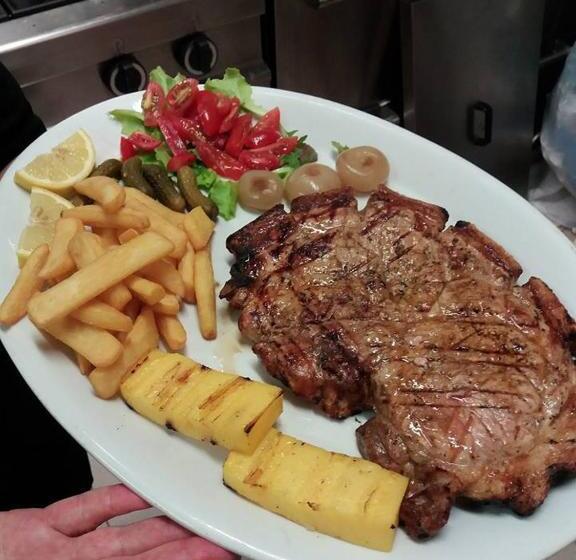 ホテル La Fontanella