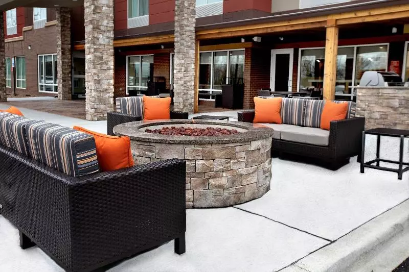 ホテル Towneplace Suites By Marriott Louisville Airport