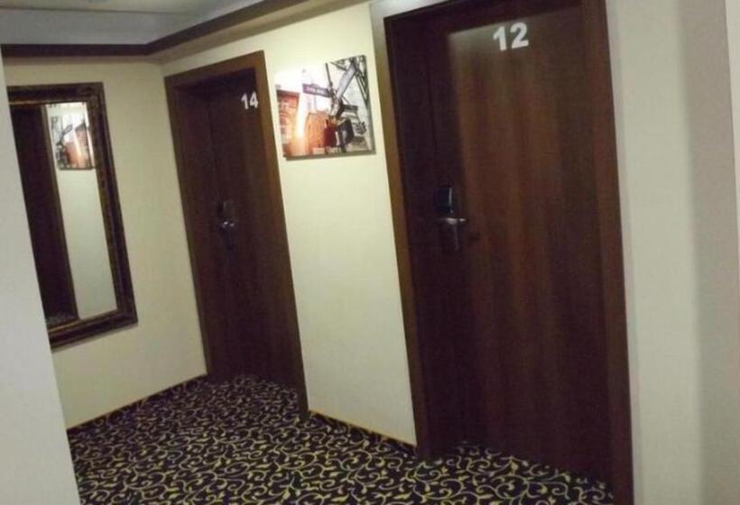 ホテル Zum Weissen Ochsen