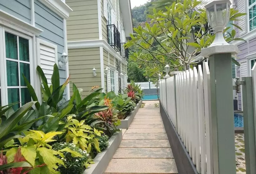 The Royale Chenang Resort