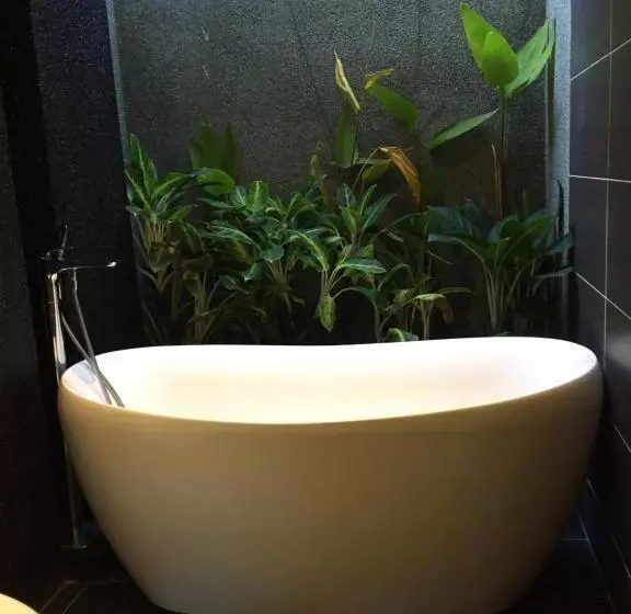 The Royale Chenang Resort