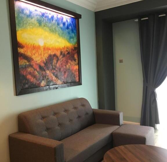 The Royale Chenang Resort