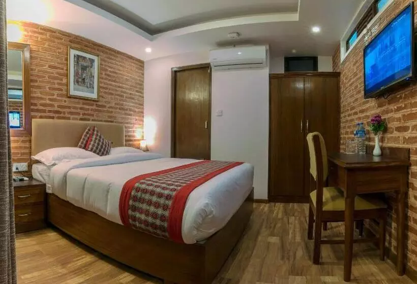 هتل Kailash Kuti Inn