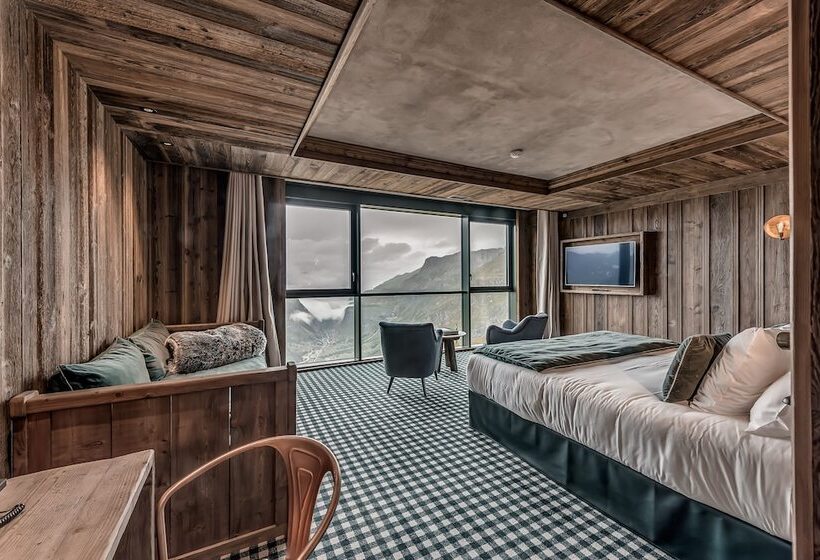 هتل Le Refuge De Solaise   2551 M Altitude