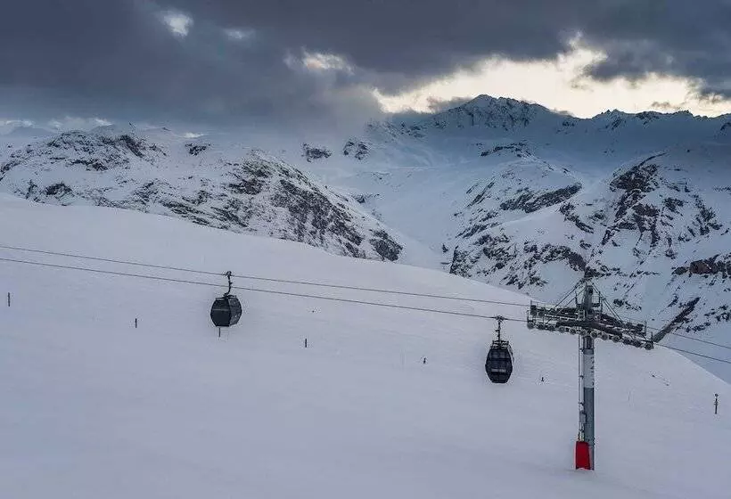 هتل Le Refuge De Solaise   2551 M Altitude