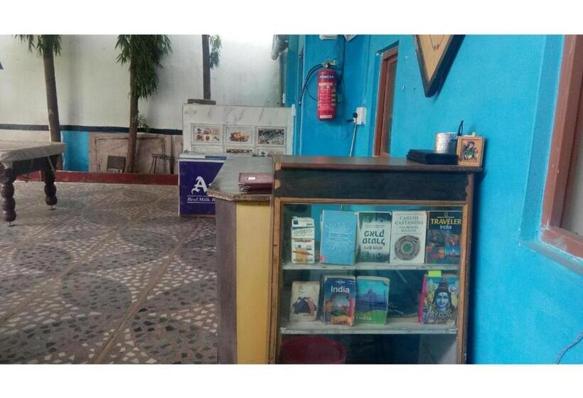 酒店 Moon Dance Garden & Restaurant