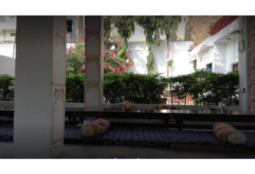 酒店 Moon Dance Garden & Restaurant