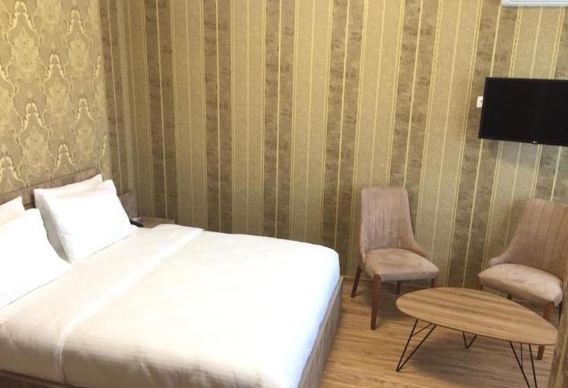 هتل Atlantis Near Airport