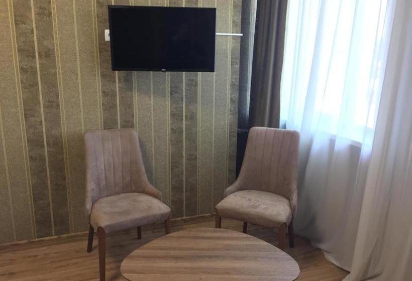 هتل Atlantis Near Airport