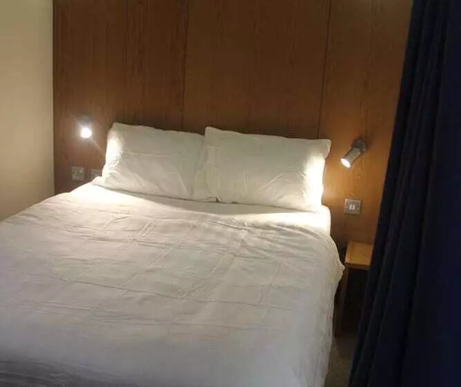 Corona Hotel Rotherham Sheffield Meadowhall