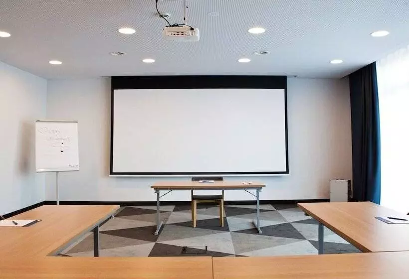 ホテル Holiday Inn Express   Ringsheim, An Ihg