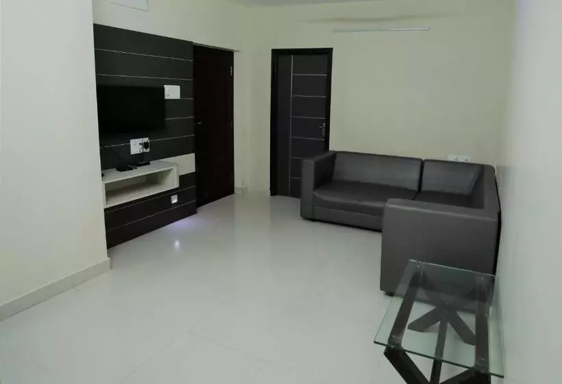 پانسیون Moonlight Residency