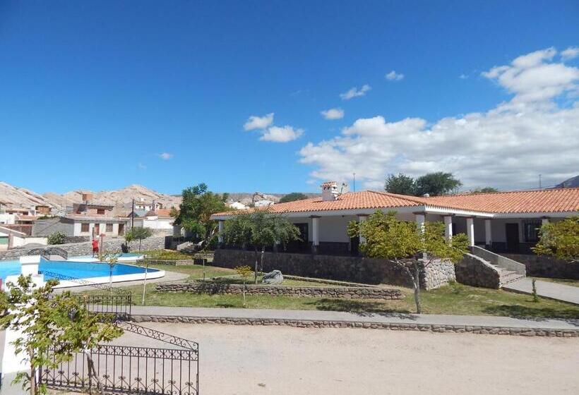 فندق صغير Hostería Municipal De Angastaco