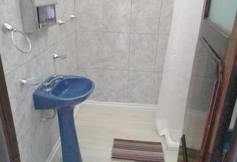 فندق صغير Hostería Municipal De Angastaco