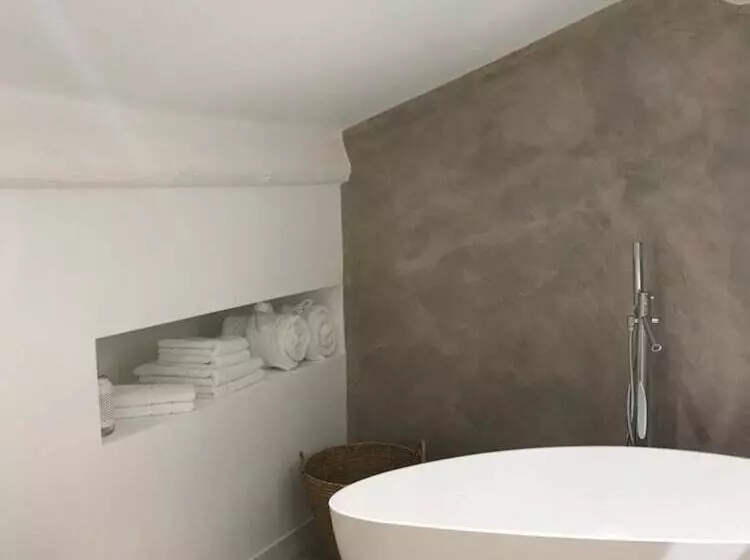 Aamiaismajoitus (B&B) Antichambre