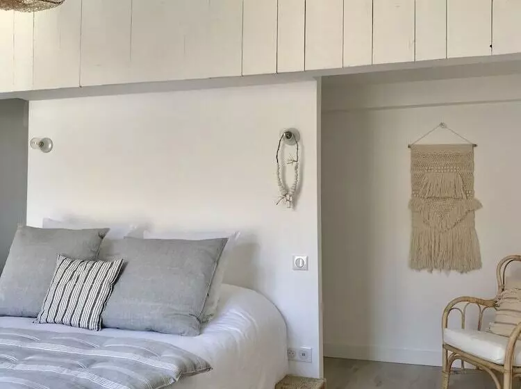 Aamiaismajoitus (B&B) Antichambre