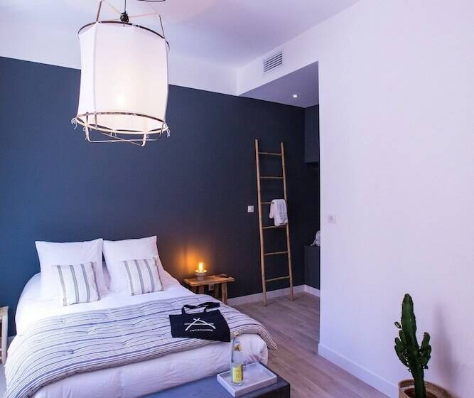 تختخواب و صبحانه Antichambre