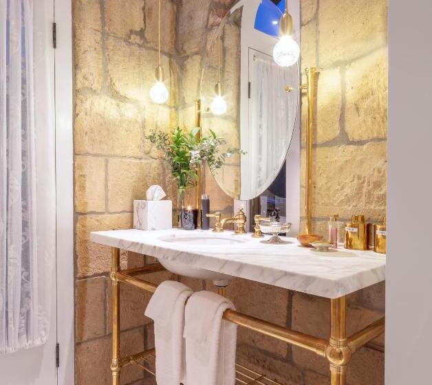 Отель The Francis House