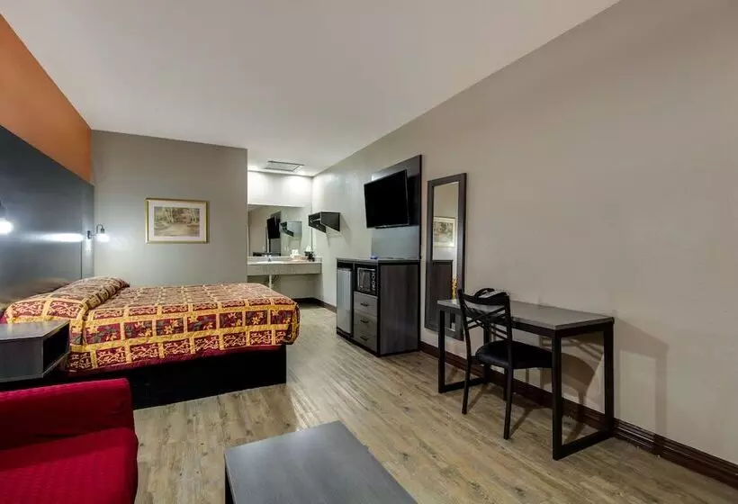 Motelli Executive Inn & Suites
