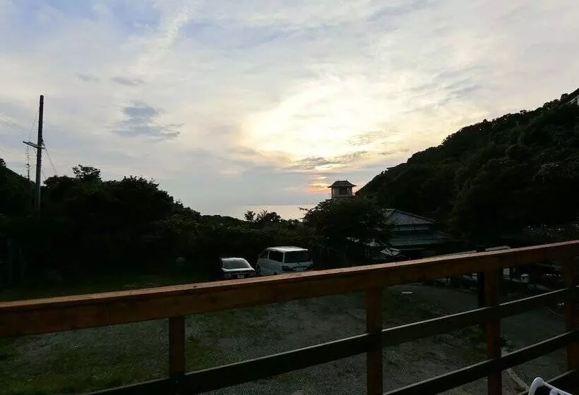 Majatalo Shirahama Meiji Villa