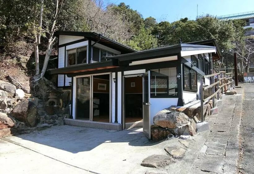 Majatalo Shirahama Meiji Villa