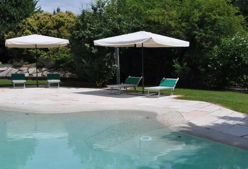 هتل Agriturismo Ancillotto