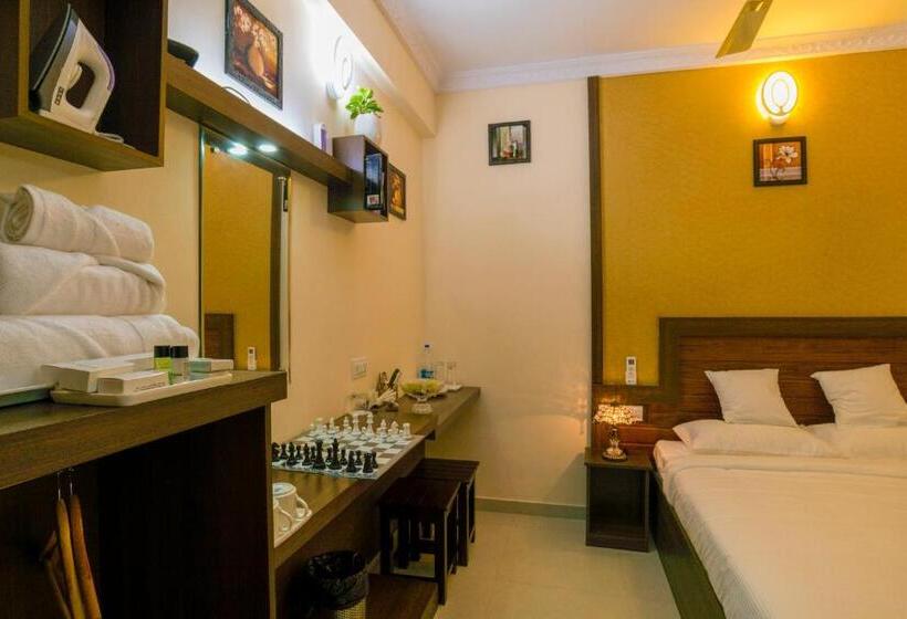 ホテル Blue Bell Cochin Airport