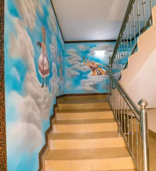 Hotelli Blue Bell Cochin Airport