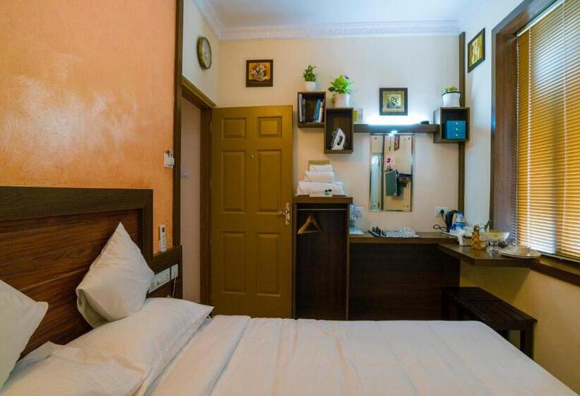 ホテル Blue Bell Cochin Airport