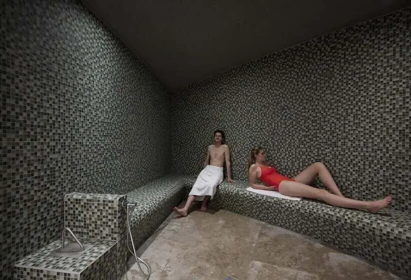 Hotelli Le Grand Pavillon Chantilly