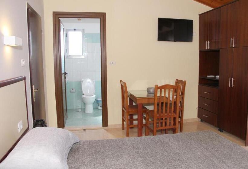 בית מלון כפרי Ronaldo