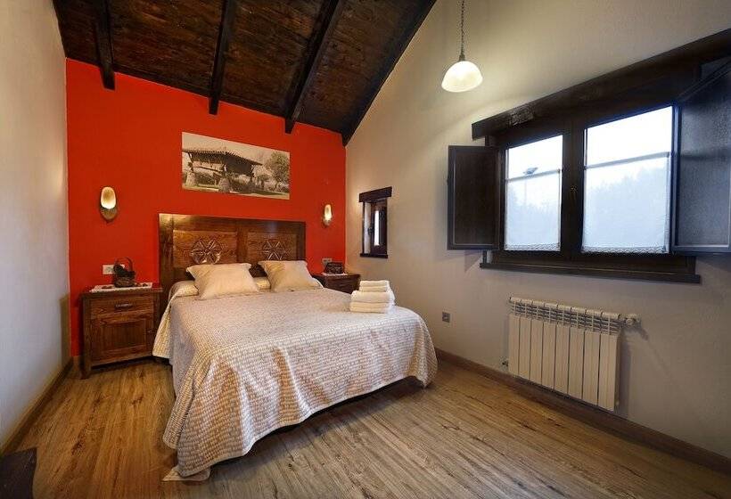 هتل Tejera Del Nalon