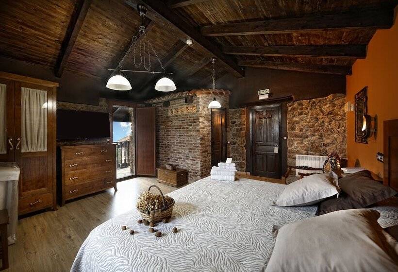 هتل Tejera Del Nalon