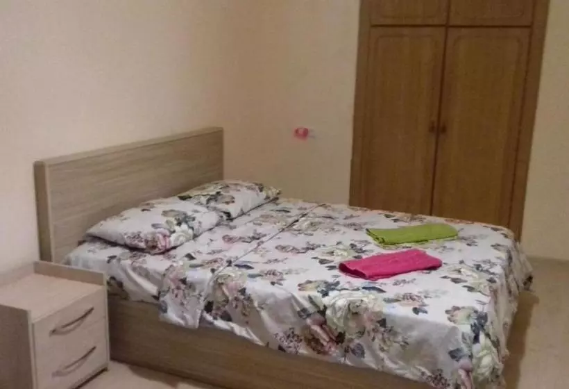 پانسیون Green Way Guest House
