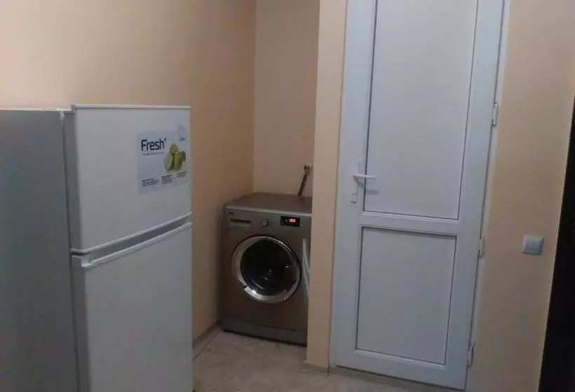 پانسیون Green Way Guest House