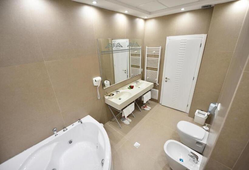 אתר נופש Luani A Spa & Wellness Center