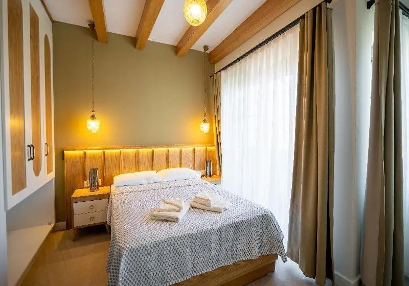 ペンション Derya Guest House