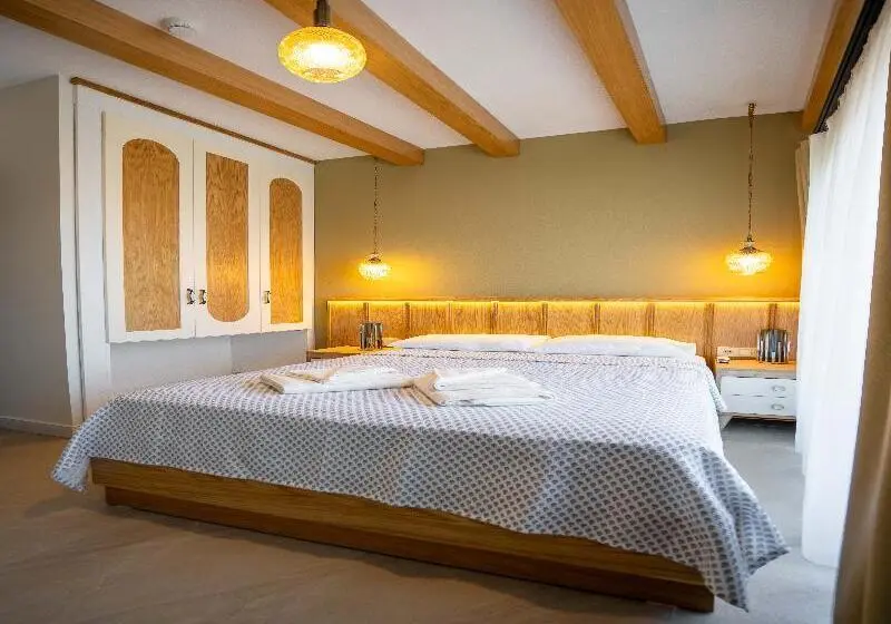 ペンション Derya Guest House