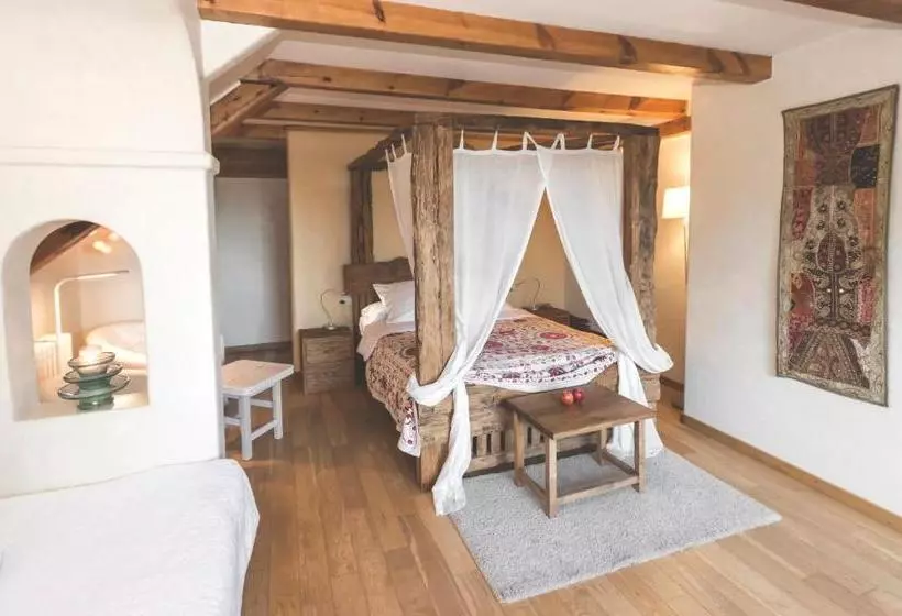 Aamiaismajoitus (B&B) Can Caponet