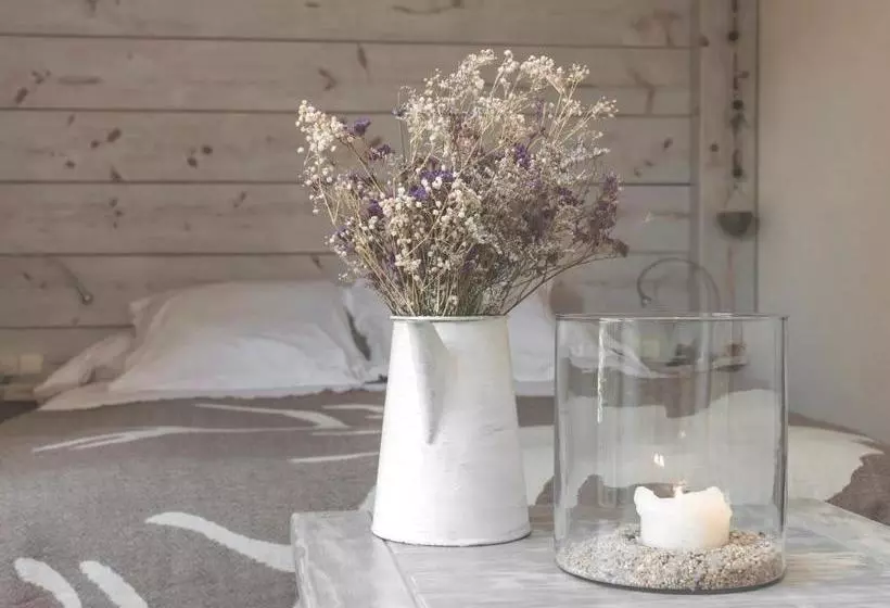 Aamiaismajoitus (B&B) Can Caponet